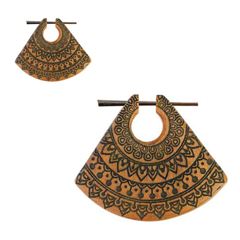 Earring fan Maja pattern engraved in Saba wood