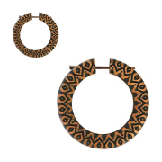 Earring donut pattern engraved from Saba wood