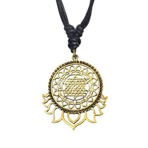 Necklace black pendant gold-plated mandala flames
