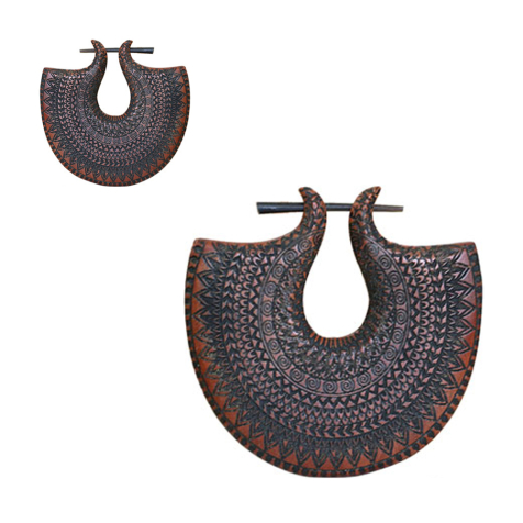 Earring plate mandala engraved from Saba wood