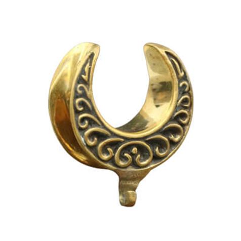 Sellette dorée filigrane coeur anneau pour pendentif